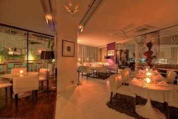 Bab Hotel