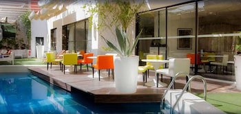 Bab Hotel