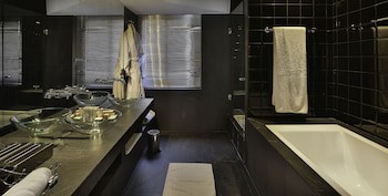 Bab Hotel