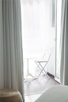 Bab Hotel
