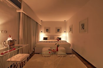 Bab Hotel