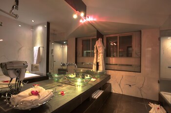 Bab Hotel
