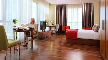 Ramada By Wyndham Downtown Dubai galeri fotoğrafı