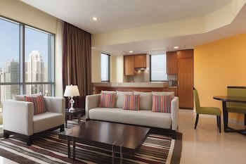 Ramada By Wyndham Downtown Dubai galeri fotoğrafı