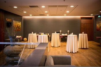 Ramada By Wyndham Oradea