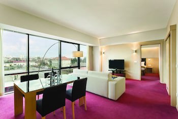 Ramada By Wyndham Oradea