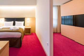 Ramada By Wyndham Oradea