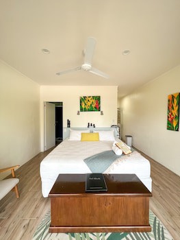 Castaway Resort
