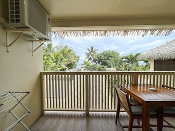 Castaway Resort