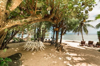 Castaway Resort