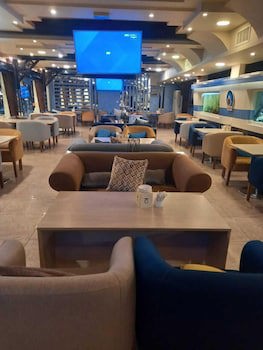Captain's Hotel