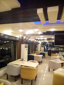 Captain's Hotel