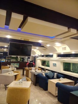 Captain's Hotel