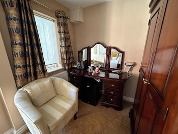 Chester Court Hotel