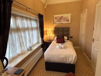 Chester Court Hotel