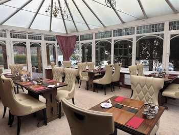 Chester Court Hotel