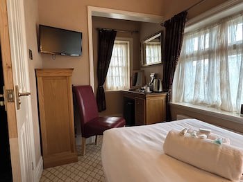 Chester Court Hotel