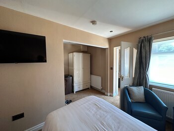 Chester Court Hotel