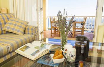 Albatross Guest House