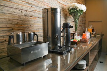 Villa Canoas Hotel