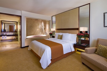 Courtyard By Marriott Ahmedabad