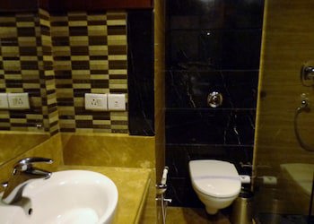Hotel Aura