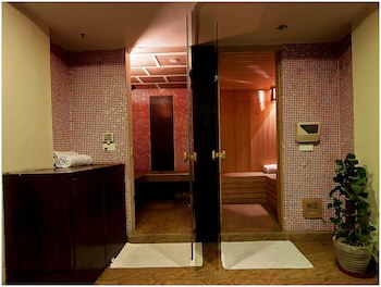 Hotel Aura