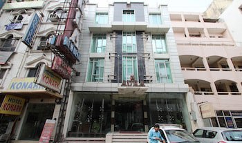 Hotel Aura