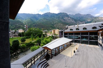 Sommos Hotel Aneto