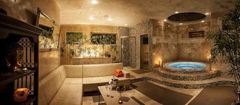 Ararat All Suites Hotel