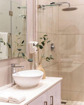 Cloud 9 Boutique Hotel And Spa