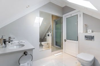 Cloud 9 Boutique Hotel And Spa