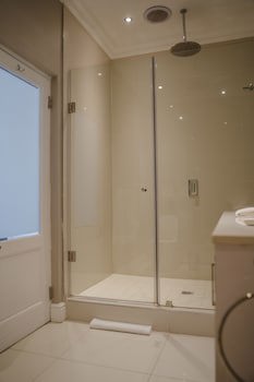 Cloud 9 Boutique Hotel And Spa