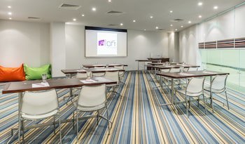 Aloft Abu Dhabi