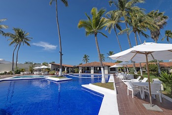 Cabo Blanco Hotel & Marina