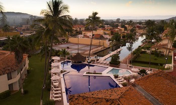 Cabo Blanco Hotel & Marina