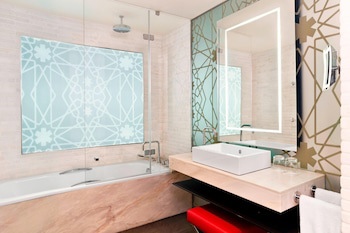 Le Meridien Oran Hotel & Convention Centre
