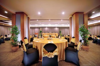 Golden Tulip Balikpapan Hotel & Suites