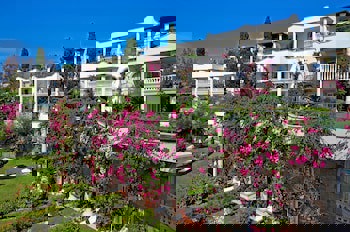 Sianji Well-Being Resort