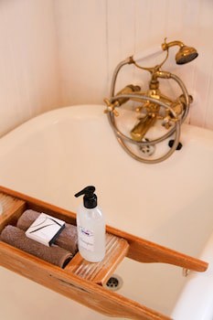 Airlies Guest House