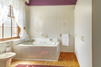 Airlies Guest House