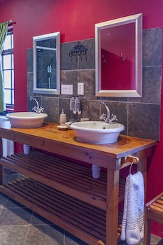 Airlies Guest House