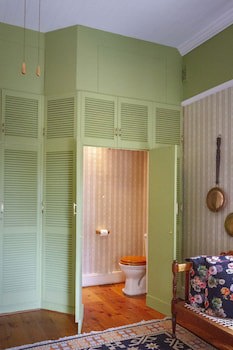 Airlies Guest House