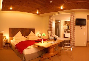 Hotel Alpine Palace