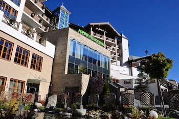 Hotel Alpine Palace