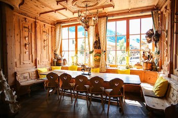 Hotel Alpine Palace