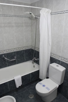 Hotel Villa De Laredo