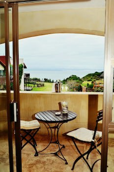 Super Tubes Guesthouse