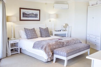 Super Tubes Guesthouse