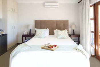 Super Tubes Guesthouse